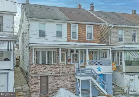 240 W Ridge St, Coaldale, PA 18218
