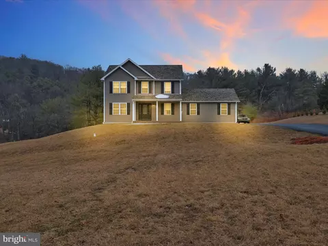 21 Second Mtn W, Pottsville, PA 17901