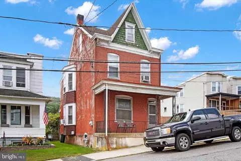 1751 W End Ave, Pottsville, PA 17901