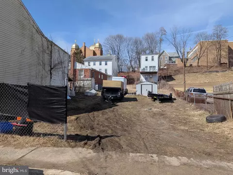 506 N Delaware Ave, Minersville, PA 17954