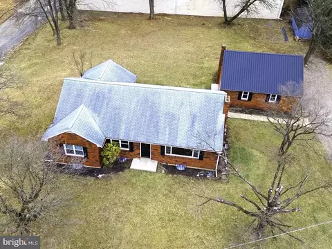 6 Earl St, Schuylkill Haven, PA 17972
