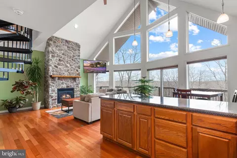 Other - 10 S Spur Ln, Hazleton, PA 18202 photo 2 of 8