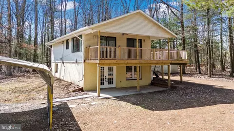 2561 W Wagonwheel Dr, Auburn, PA 17922