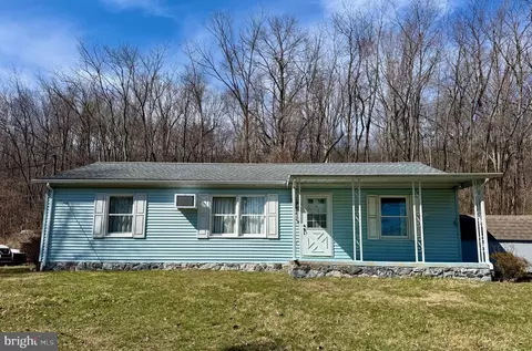 128 N Yohe St, Tower City, PA 17980