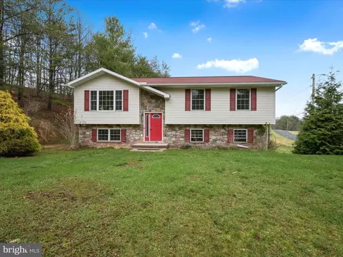 2150 Montana Dr, Auburn, PA 17922