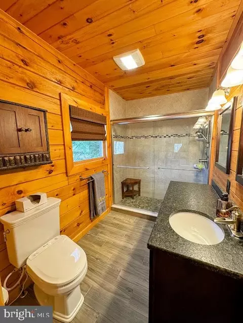 424 Tuscarora Dr W, Hazleton, PA 18202 photo 27