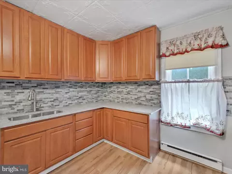 235 E Biddle St, Gordon, PA 17936 photo 8
