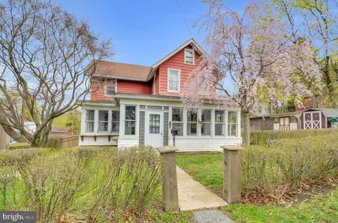 36 Cedar St, Cressona, PA 17929