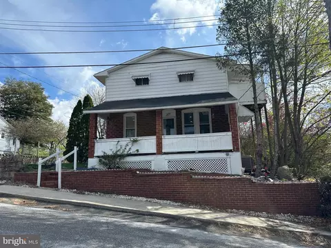 229 N 2nd St, Auburn, PA 17922