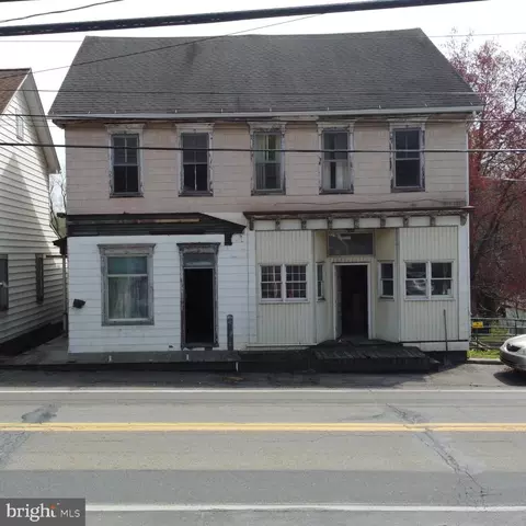 224 W Grand Ave, Tower City, PA 17980