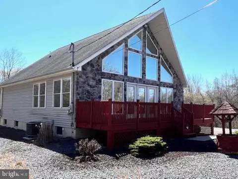 Exterior - 33 E Players Way, Hazleton, PA 18202 photo 2 of 7