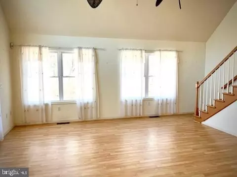 Living - 33 E Players Way, Hazleton, PA 18202 photo 1 of 1
