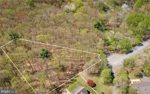 Poplar Drive, New Ringgold, PA 17960