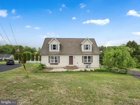 1589 Stag Cv, Auburn, PA 17922