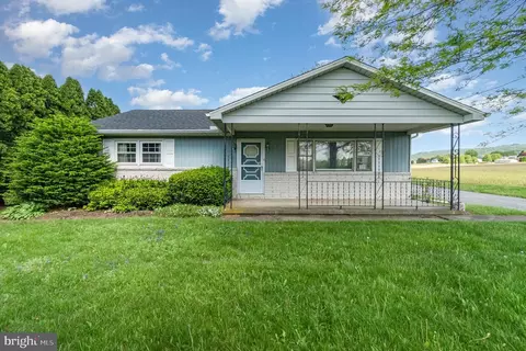 148 N Good Spring Rd, Hegins, PA 17938