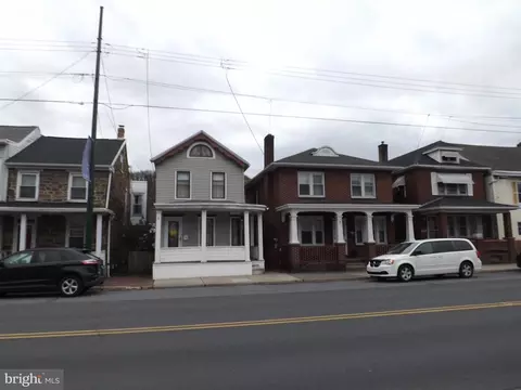 210-212 S 2nd St, Saint Clair, PA 17970