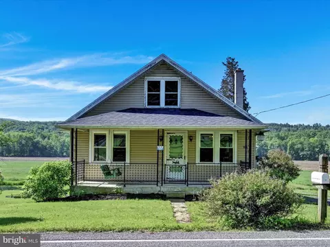 166 Rock Rd, Pine Grove, PA 17963