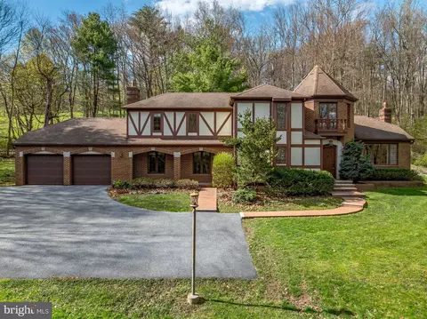 79 Country Club Rd, Ashland, PA 17921