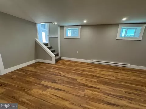 Living - 10 Spruce Ave, Barnesville, PA 18214 photo 5 of 7