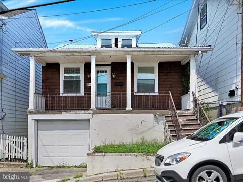 516 Baker St, Minersville, PA 17954