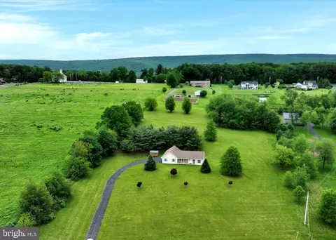 66 Browns Rd, Schuylkill Haven, PA 17972