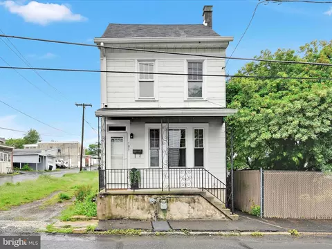 103 N 16th St, Pottsville, PA 17901