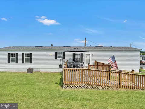 26 B Frieden Mnr, Schuylkill Haven, PA 17972