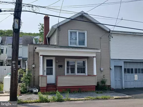 324 E Market St, Mahanoy City, PA 17948