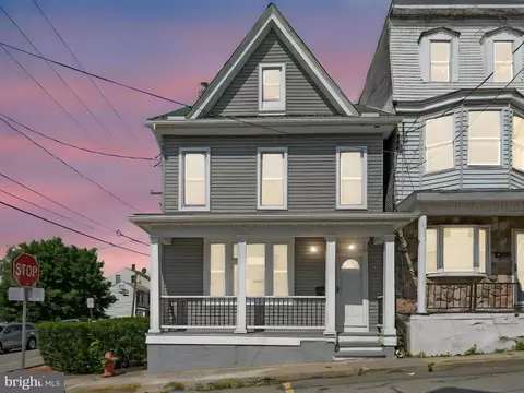 102 Gay St, Tamaqua, PA 18252