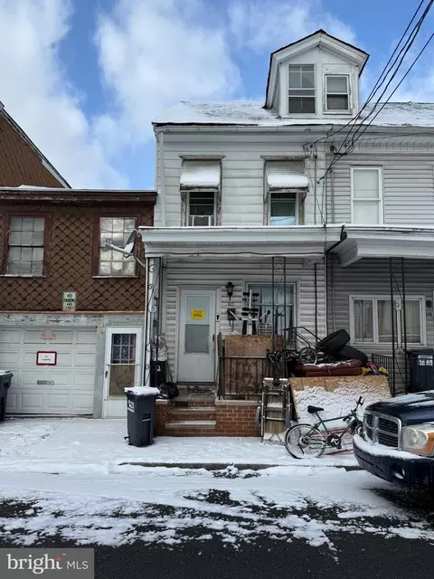 1117 E Market St, Mahanoy City, PA 17948