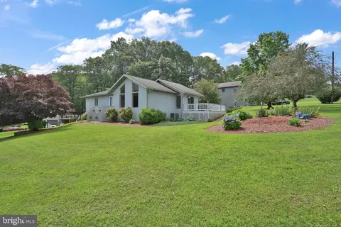 144 Creek Dr, Auburn, PA 17922