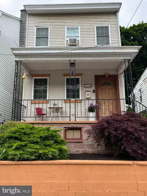 railroad st. w, Pottsville, PA 17901