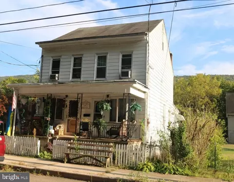 356-358 Oakland Ave, Ashland, PA 17921