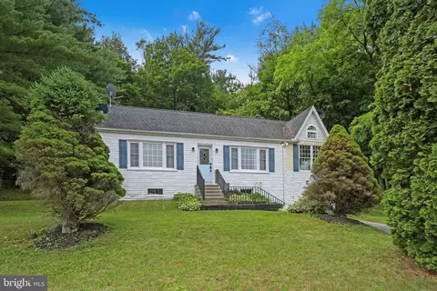 755 W Market St, Orwigsburg, PA 17961