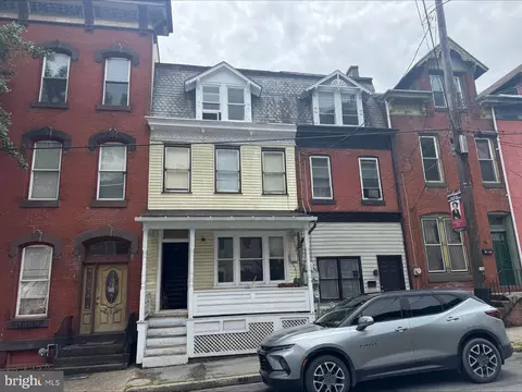 721 W Market St, Pottsville, PA 17901