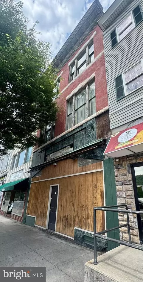 29 E Centre St, Mahanoy City, PA 17948