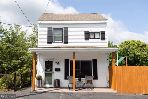 214 N Broad Mt Ave, Frackville, PA 17931