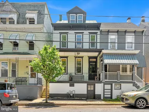 1531 W Market St, Pottsville, PA 17901