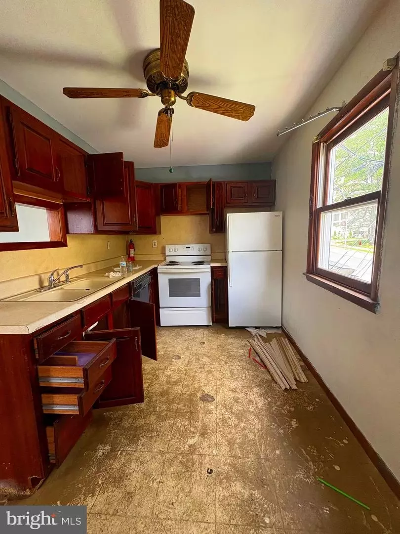 Kitchen - 307 Laurel Blvd, Pottsville, PA 17901 photo 1 of 1