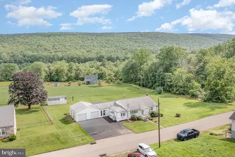 524 W Wiconisco St, Tower City, PA 17980