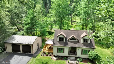 34 Zukas Ln, Ashland, PA 17921