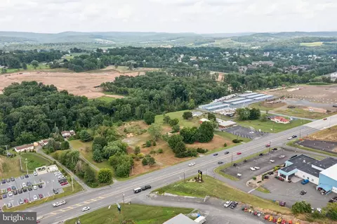 1193-95 Centre Tpke, Orwigsburg, PA 17961