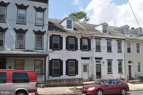 714 Mahantongo St, Pottsville, PA 17901