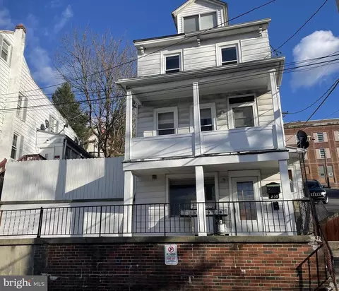 251 S Spruce St, Minersville, PA 17954