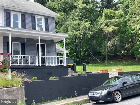 2146 Main St, Pottsville, PA 17901