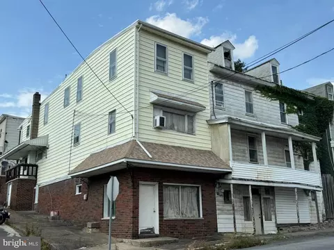 445 W Coal St, Shenandoah, PA 17976