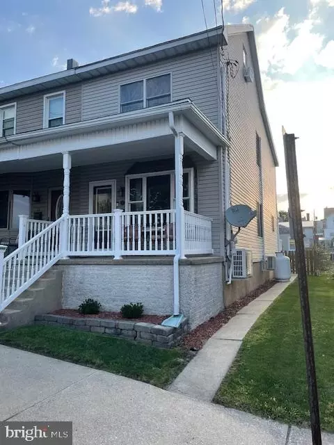 23 S Center St, Frackville, PA 17931