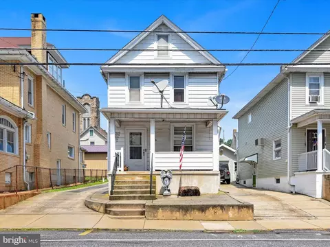 216 Valley St, Brockton, PA 17925