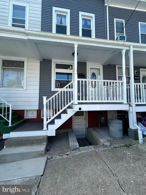 906 Walnut St, Ashland, PA 17921