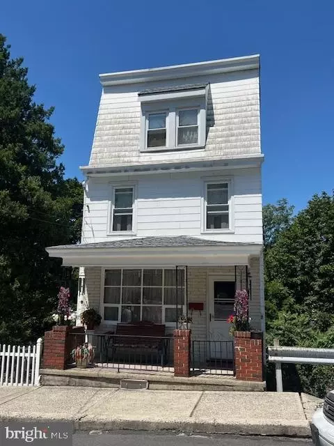 212 Spruce St, Minersville, PA 17954